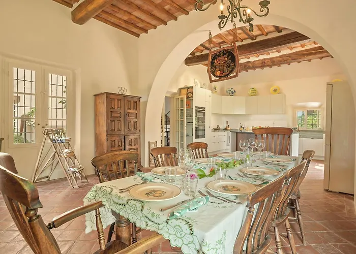 Βίλα Centolivi 8 By Salogi *